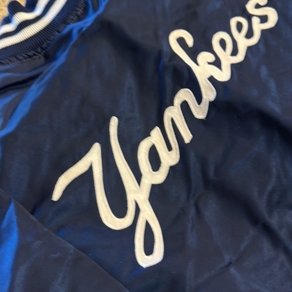 Yankees Vintage Bomber Jacket small navy snap coat vintage classic - Picture 3 of 14